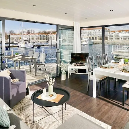 Houseboat Floating 44 In *